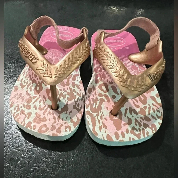 havaianas Toddler girl size 4c rose gold cheetah - Picture 1 of 7